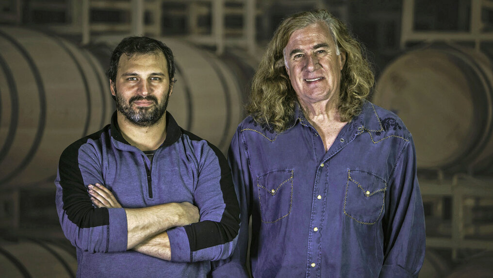 Portrait von Chris Upchurch und Jason Gorski im Fasskeller.