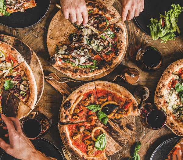 Rotwein zu Pizza und Pasta